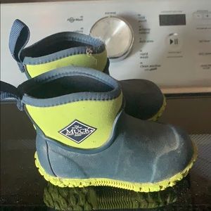 Muck boots
